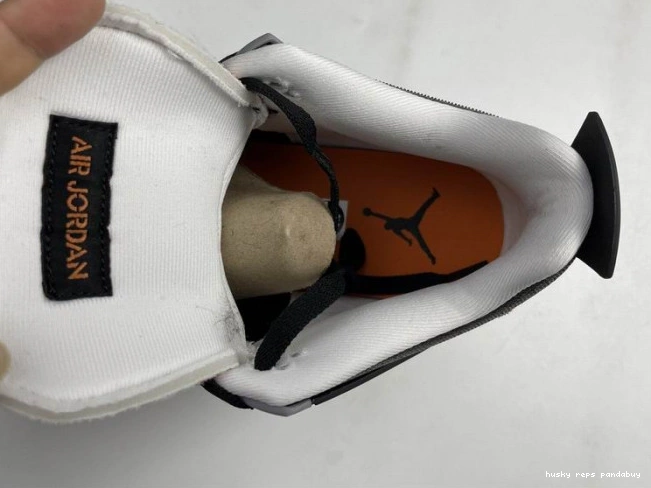 Rep Husky (W) Retro Jordan Air Starfish CW7183-100 4 0814